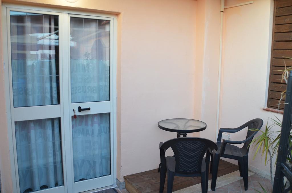 For Ever Apartments Fiumicino Exterior foto
