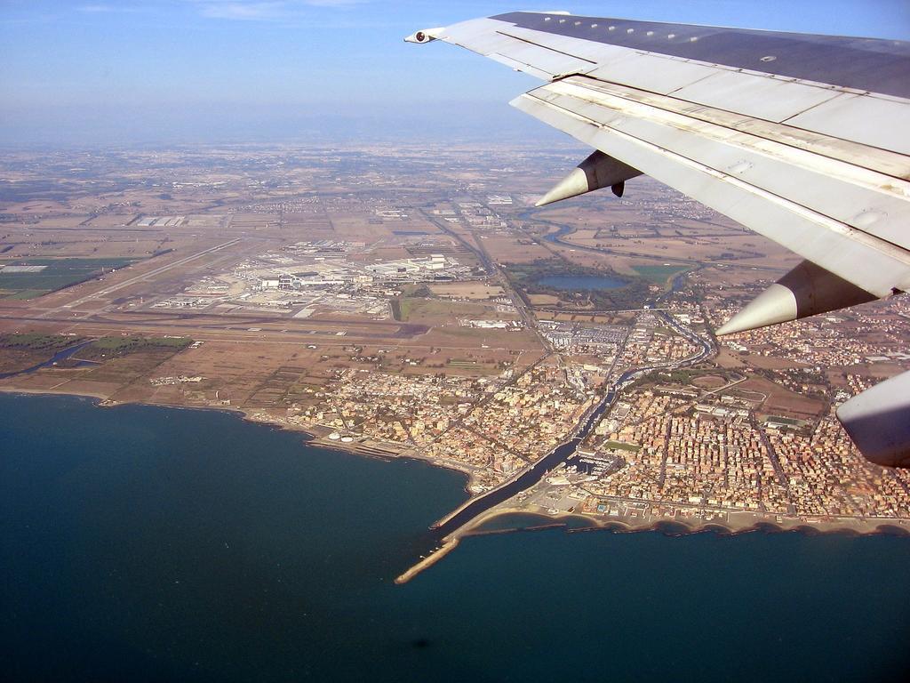 For Ever Apartments Fiumicino Exterior foto